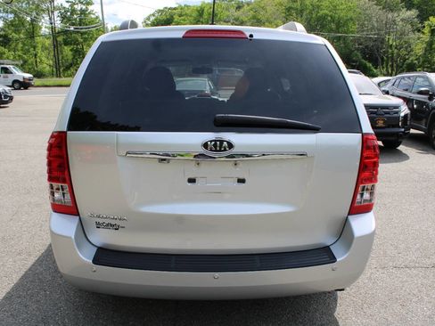 Used 2012 Kia Sedona LX w/ PWR Pkg FWD image 9