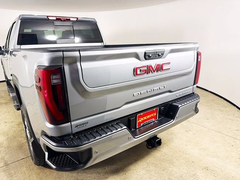 Used 2026 GMC Sierra 2500 Denali w/ Denali Reserve Package AWD/4WD image 28
