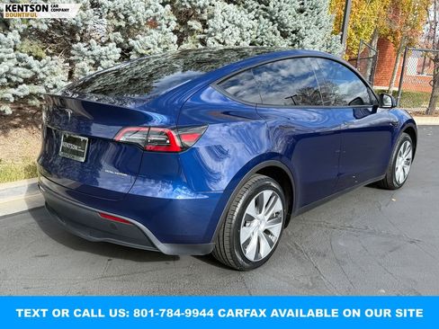 Used 2023 Tesla Model Y Long Range image 9