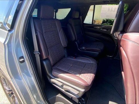 Certified 2024 Cadillac Escalade V AWD/4WD image 24
