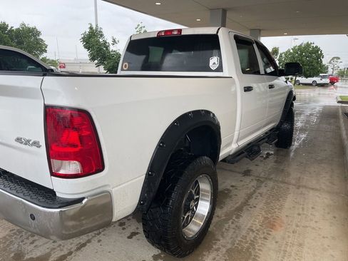 Used 2015 RAM 2500 Tradesman w/ Chrome Appearance Group AWD/4WD image 9
