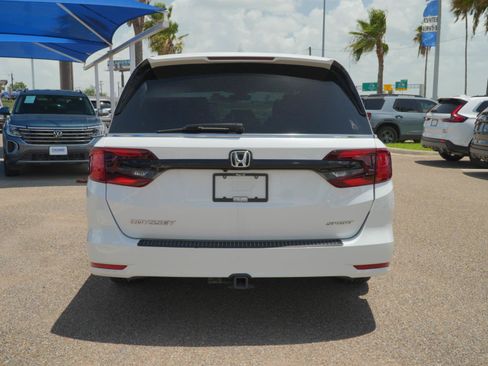 Used 2024 Honda Odyssey Sport image 6