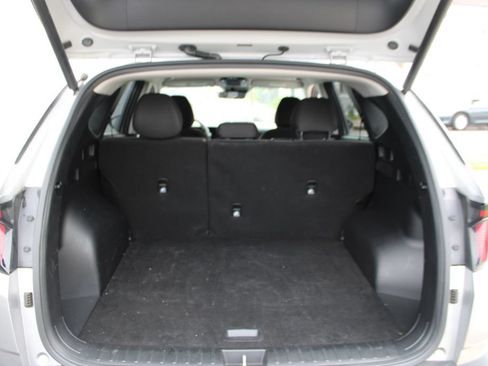 Used 2025 Hyundai Tucson SEL FWD image 27