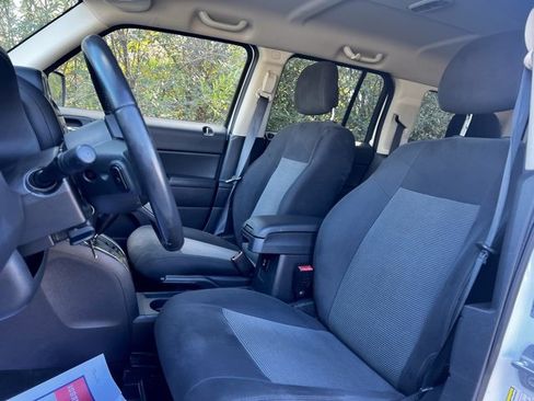 Used 2017 Jeep Patriot Latitude image 51