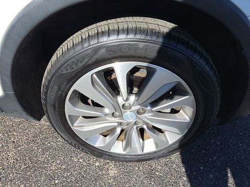 Used 2020 Buick Encore Preferred image 10