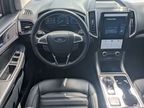 Used 2023 Ford Edge SEL w/ Convenience Package AWD/4WD image 16