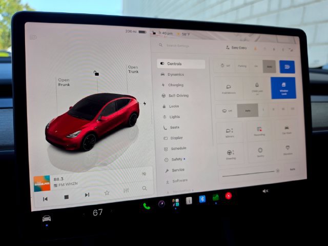 Used 2022 Tesla Model Y Performance AWD/4WD image 38