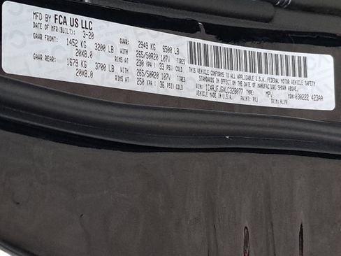 Used 2020 Jeep Grand Cherokee Summit image 34