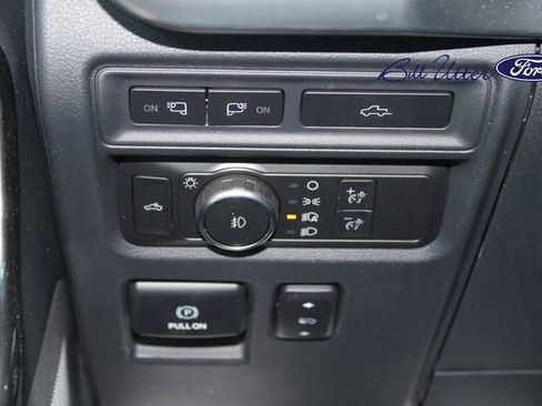 Used 2022 Ford F150 Lariat image 21