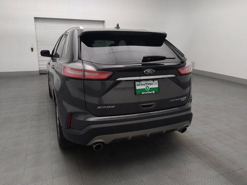 Used 2019 Ford Edge Titanium w/ Cold Weather Package AWD/4WD image 6
