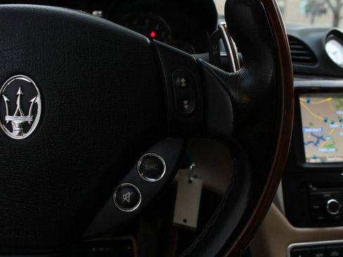 Used 2010 Maserati GranTurismo Coupe image 23