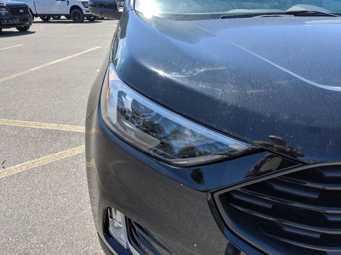 Used 2024 Ford Edge SEL w/ Sport Appearance Package image 8