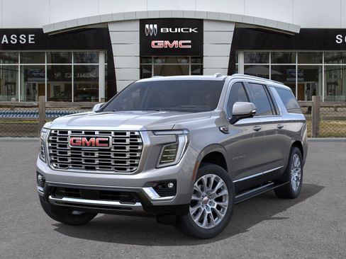 New 2026 GMC Yukon XL Denali w/ Denali Reserve Package AWD/4WD image 6
