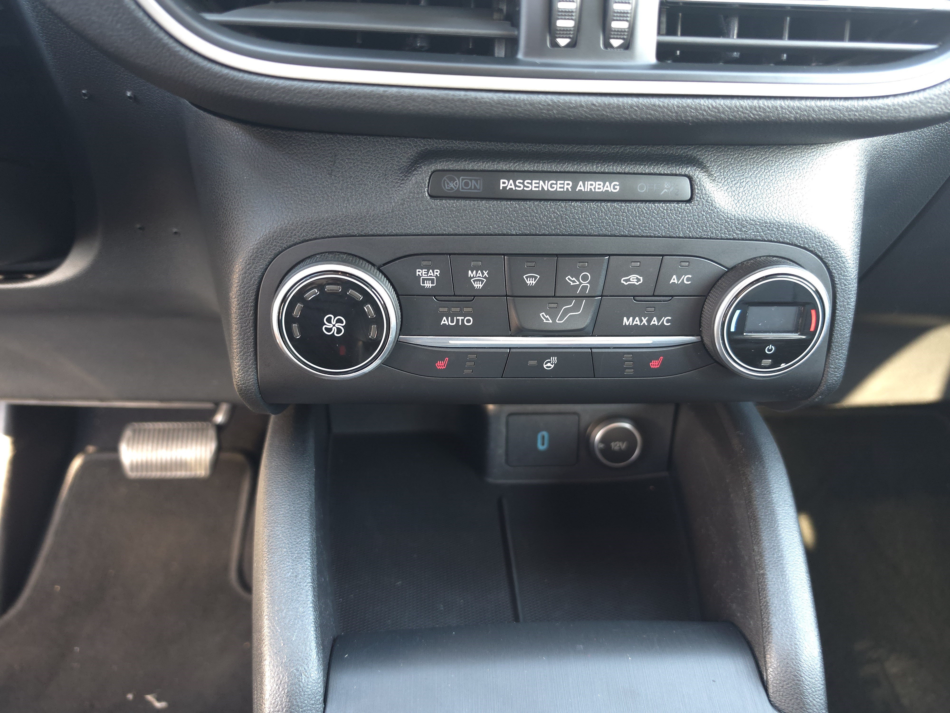 Used 2020 Ford Escape SEL FWD image 15