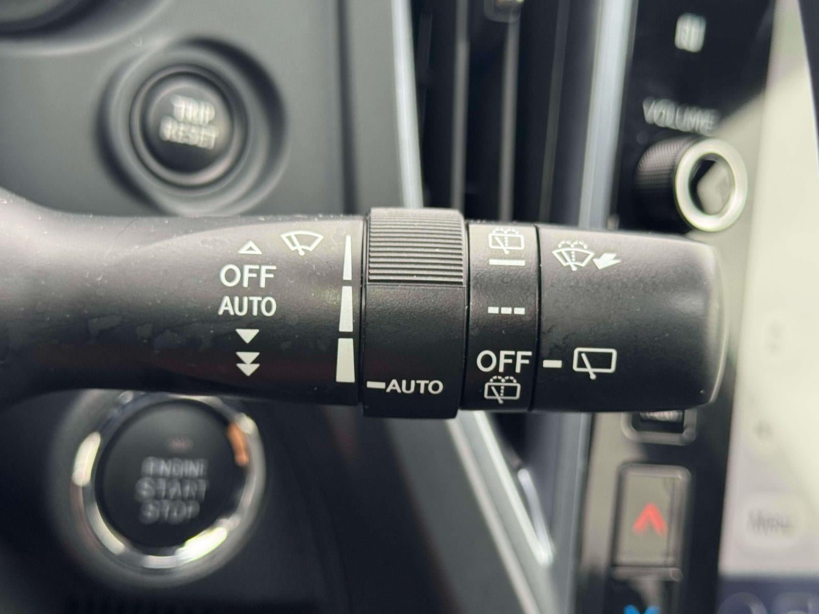 Certified 2025 Subaru Forester Limited AWD/4WD image 17