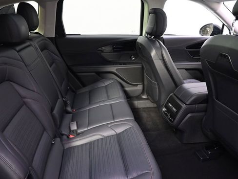 New 2026 Lincoln Nautilus Reserve w/ Jet Appearance Package AWD/4WD image 18