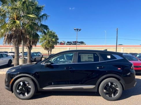 New 2026 Kia Sportage LX w/ LX Convenience Package FWD image 4