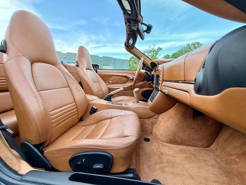 Used 2004 Porsche 911 Turbo AWD/4WD image 39
