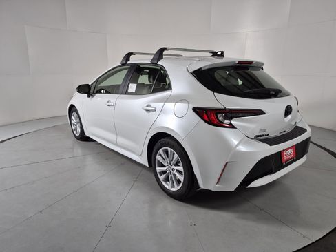 New 2026 Toyota Corolla SE image 3