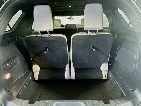 Used 2018 Ford Explorer Limited FWD image 29