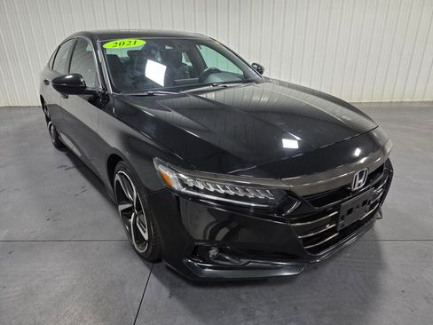 Used 2021 Honda Accord Sport image 2