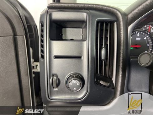 Used 2018 Chevrolet Silverado 1500 W/T RWD image 15