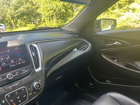 Used 2025 Chevrolet Malibu LT w/ Redline Edition image 25