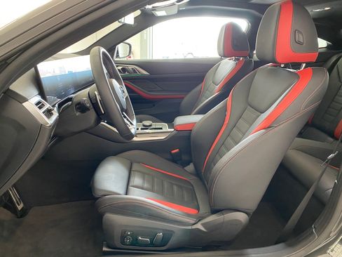 Used 2025 BMW 440i xDrive Coupe w/ Premium Package image 5