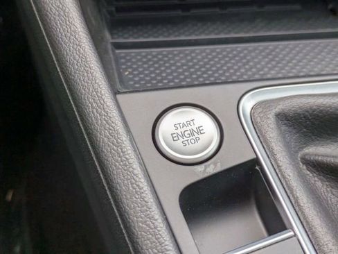 New 2026 Volkswagen Jetta SE FWD image 29