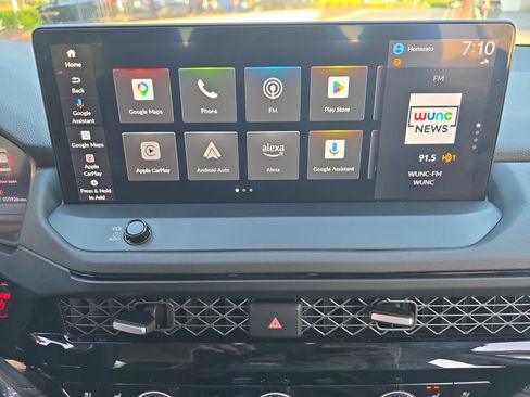 Used 2024 Honda Accord Touring image 18
