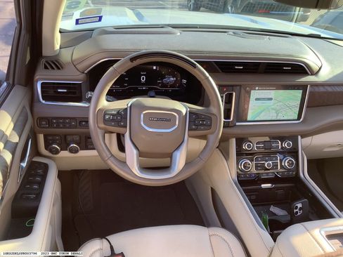 Used 2023 GMC Yukon Denali w/ Denali Reserve Package AWD/4WD image 11