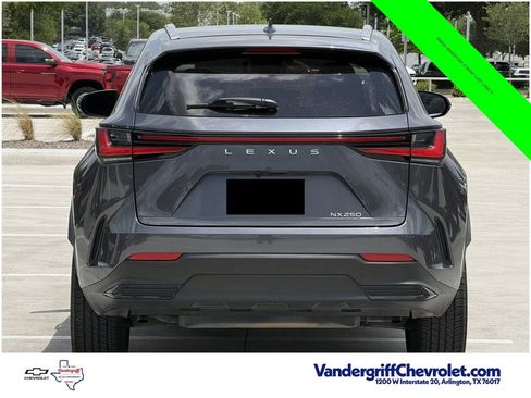 Used 2022 Lexus NX 250 FWD image 5