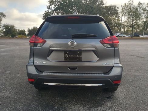 Certified 2019 Nissan Rogue SV w/ Sun & Sound Touring Package image 5