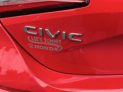 Used 2025 Honda Civic Sport image 6