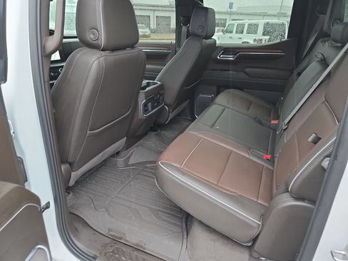 Used 2024 GMC Sierra 1500 Denali w/ Denali Reserve Package AWD/4WD image 32