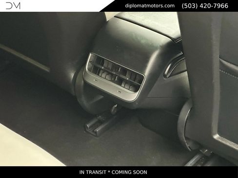 Used 2021 Tesla Model 3 Standard Range Plus image 22