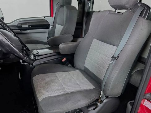 Used 2004 Ford F250 XLT image 19