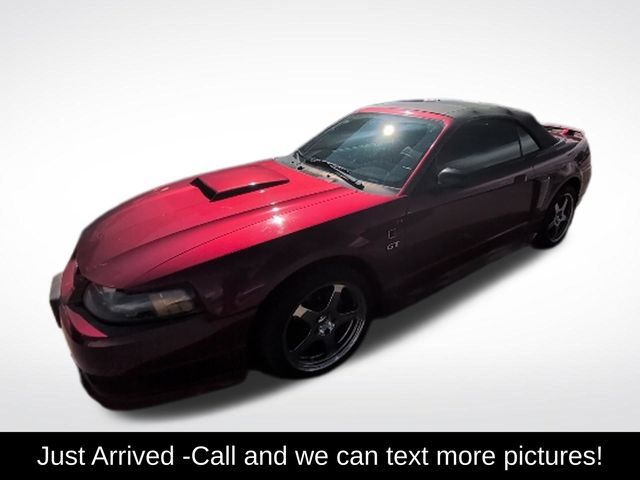 Used 2003 Ford Mustang GT RWD image 1