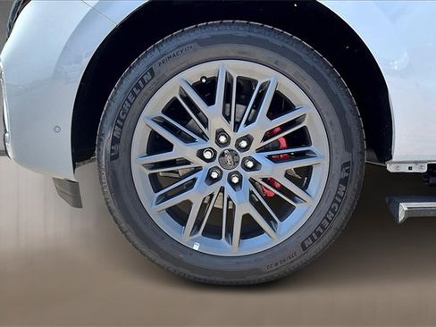 New 2025 Ford Expedition Platinum w/ Stealth Performance Package image 12