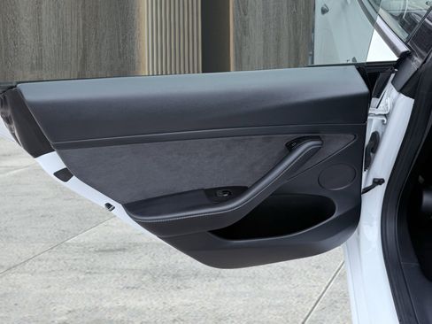 Used 2023 Tesla Model 3 Standard Range RWD image 30