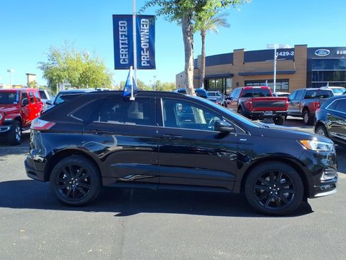 Used 2022 Ford Edge ST-Line AWD/4WD image 3