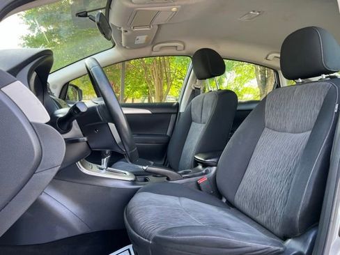 Used 2014 Nissan Sentra SV w/ SV Driver Package FWD image 13