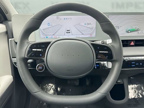 Used 2024 Hyundai Ioniq 5 SEL image 13