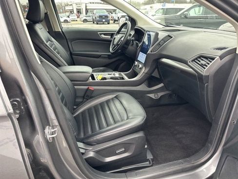 Certified 2024 Ford Edge SEL image 11
