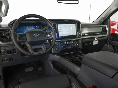 Used 2026 Ford F450 Lariat w/ FX4 Off-Road Package image 14