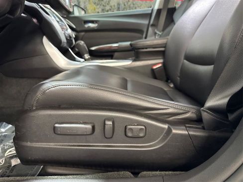 Used 2016 Acura TLX FWD image 17