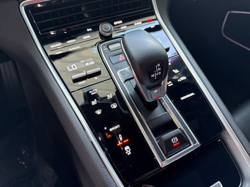 Used 2023 Porsche Panamera Platinum Edition image 49