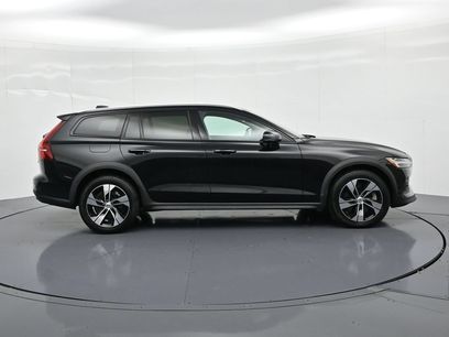 Used 2024 Volvo V60 B5 Cross Country Plus