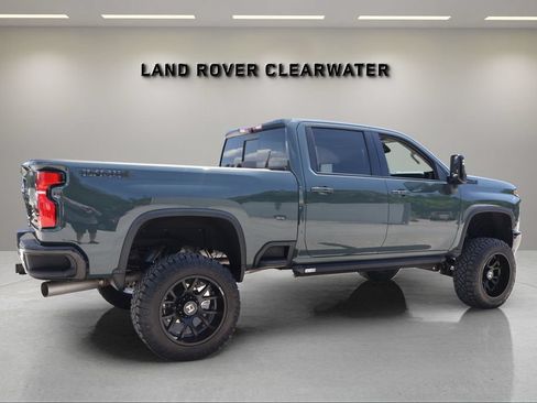 Used 2025 Chevrolet Silverado 2500 LTZ w/ Trail Boss Package AWD/4WD image 5