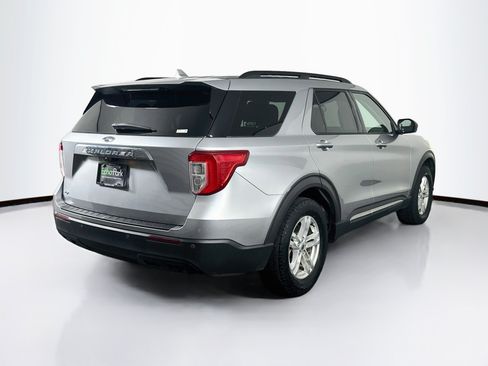 Used 2020 Ford Explorer XLT RWD image 9